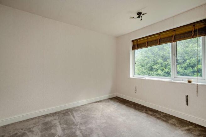 1 bed Flat for sale Image 8