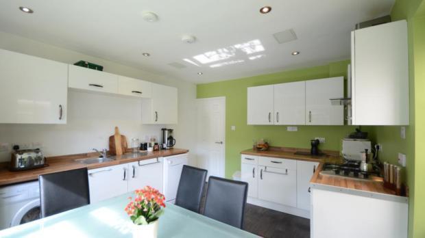 Kitchen Alt