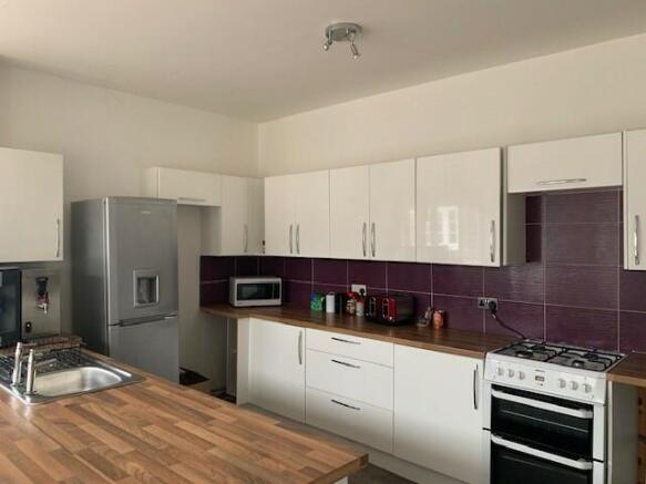 Kitchen 2