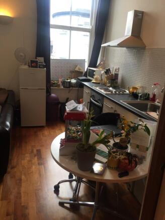 1 bed Apartment to rent Image 6
