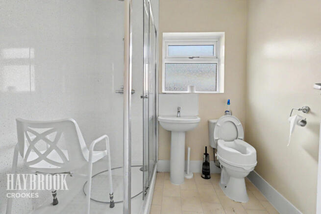 4 bed Terraced for sale Image 7
