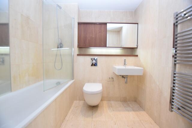 2 bed Apartment to rent Image 4