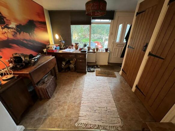 DNING ROOM
