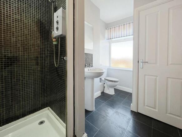 1 bed Apartment to rent Image 7