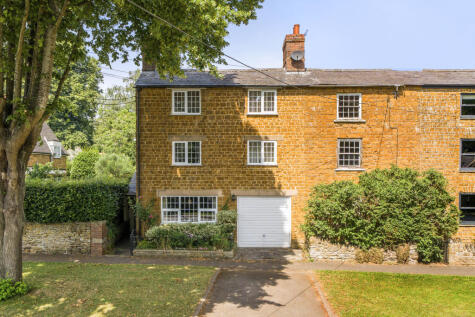 Castle Street, Deddington, OX15