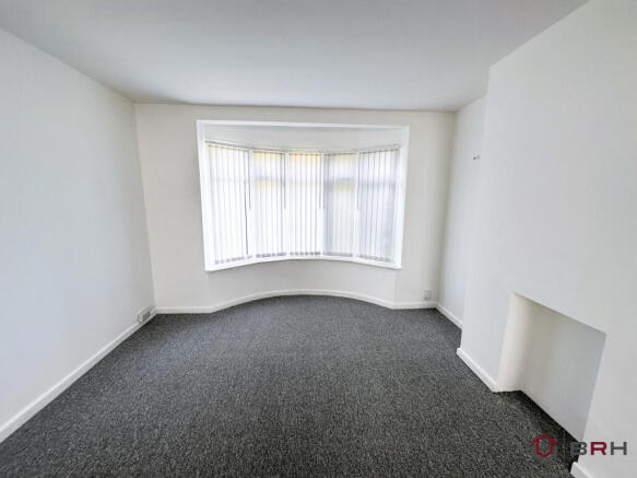 3 bed Semi-Detached for sale Image 5