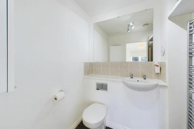 En - Suite Angle 1