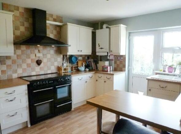 Kitchen/Breakfast Ro