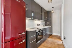 Flat 3, 88, Garratt Lane, London SW18 4DB