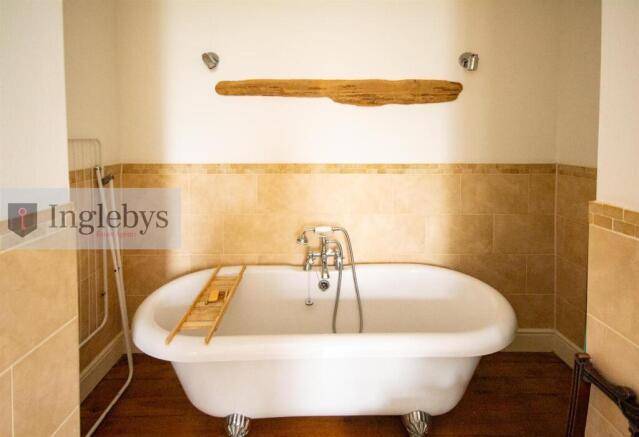 2 bed Terraced for sale Image 12