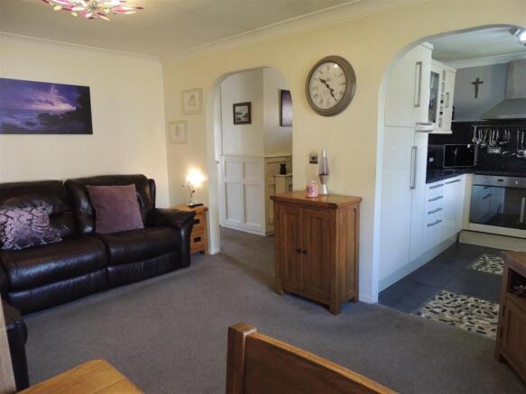 Lounge/Diner:
