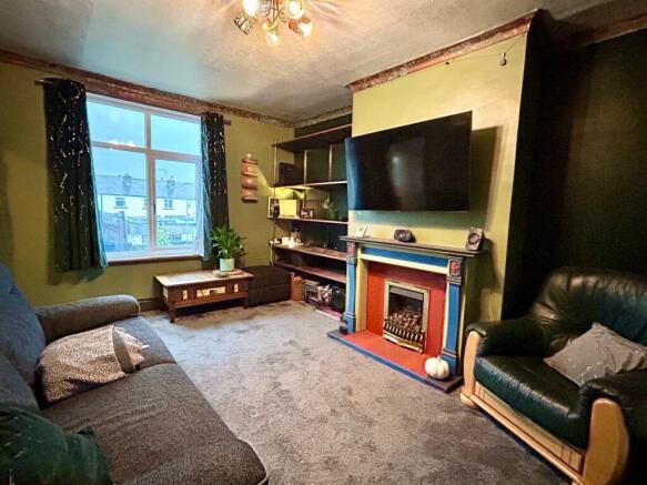 Smithville, Riddlesden, Keighley, BD21 photo 4