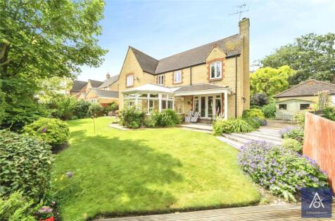 Spring Close, Brackley, Northamptonshire