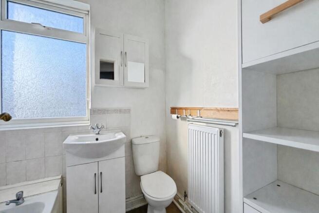 2 bed Terraced for sale Image 11