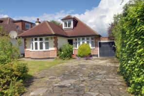 46, Plough Hill, Cuffley, Potters Bar EN6 4DS