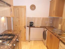 75, Costons Lane, Greenford UB6 8RS