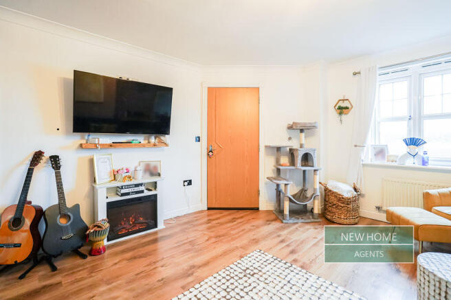 3 bed Terraced for sale Image 5