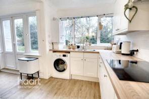 13, Glamis House, Cameron Close, Brentwood CM14 5BT