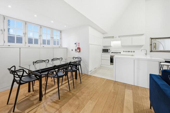 Flat 4, 20 Swallo...