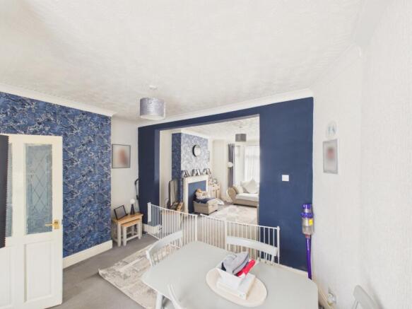 3 bed Terraced for sale Image 4