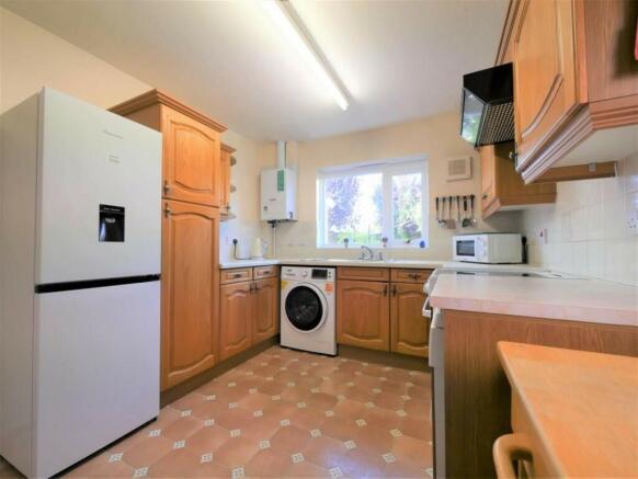 KITCHEN2