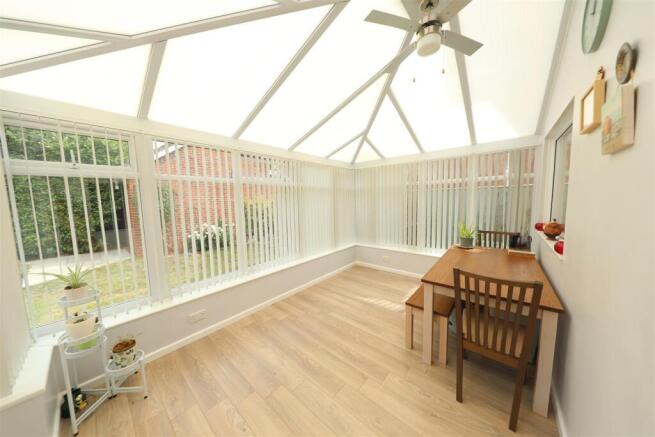 3 bed Detached for sale Image 9
