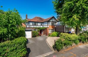 10, Framingham Road, Sale M33 3SH