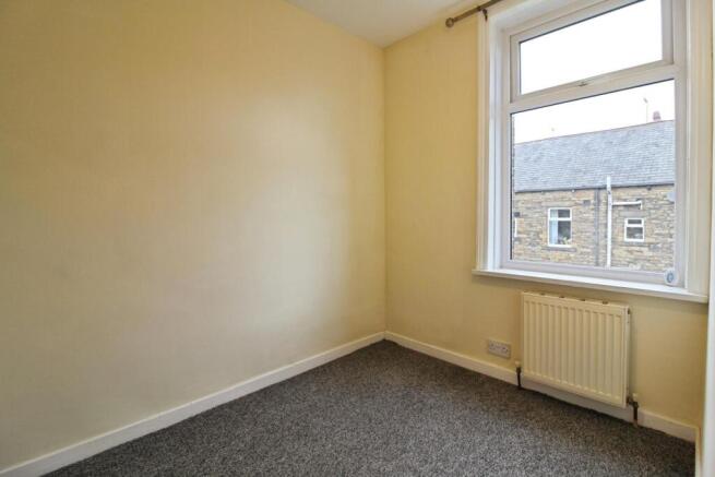 3 bed Terraced for sale Image 11