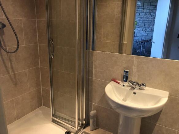 1 bed Apartment to rent Image 4