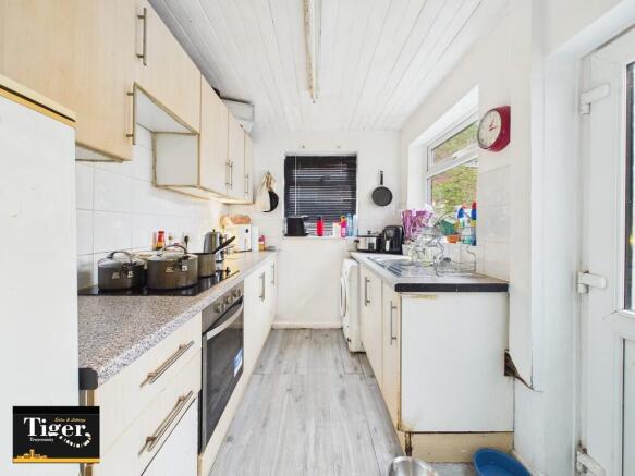 CAM01931G0-PR0345...