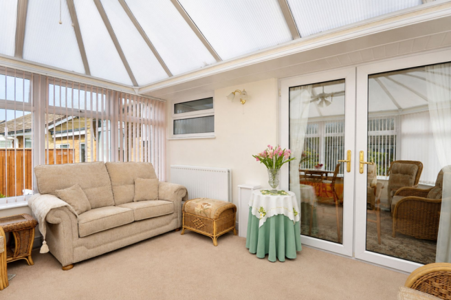 3 bed Detached Bungalow for sale Image 11