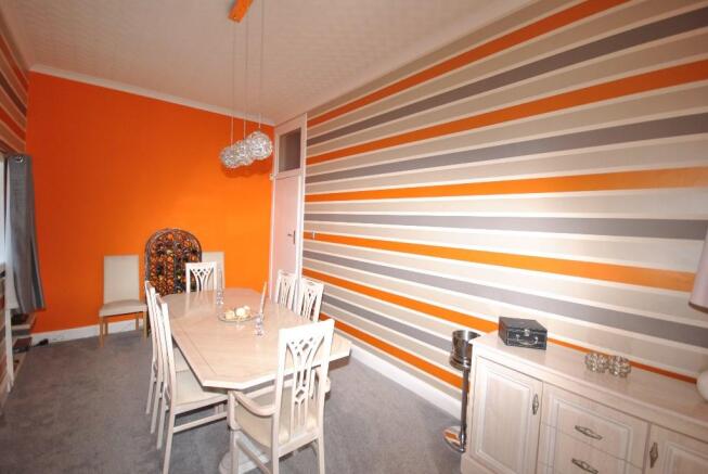 DINING ROOM 3