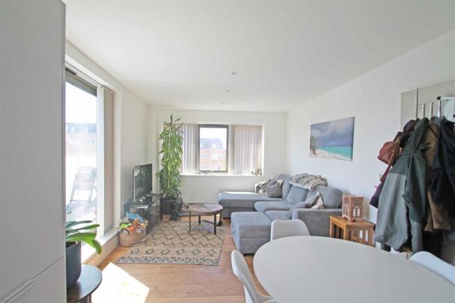 Living Room/Kitchen