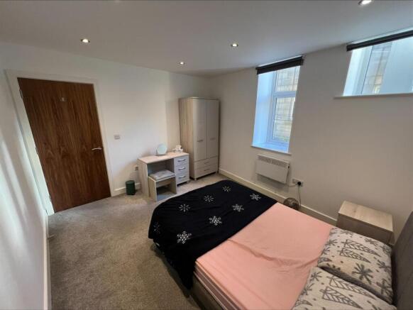 1 bed Apartment to rent Image 8
