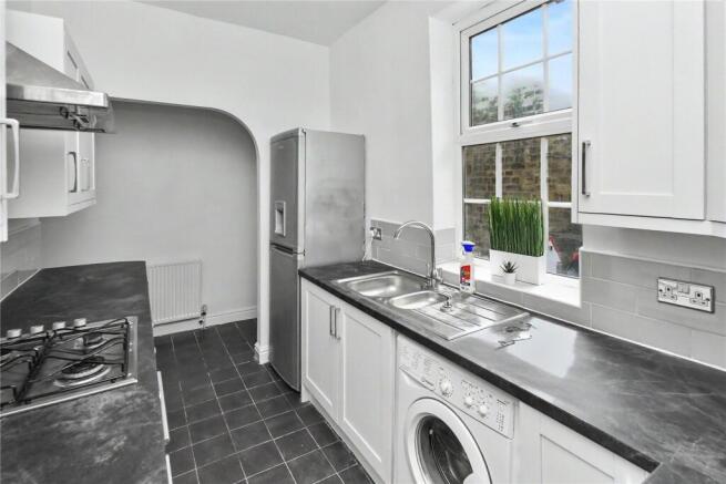 2 bed Terraced for sale Image 5