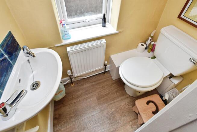 3 bed Semi-Detached for sale Image 9