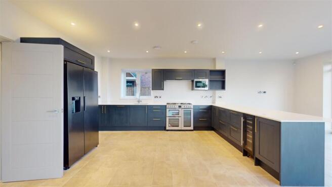 King Edwards Fields 4 Kitchen.jpg