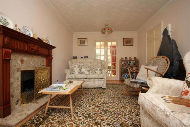 Lounge 2
