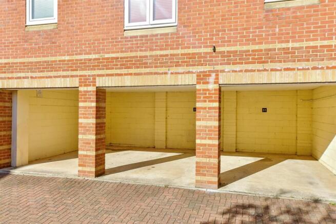Driveway/Parking