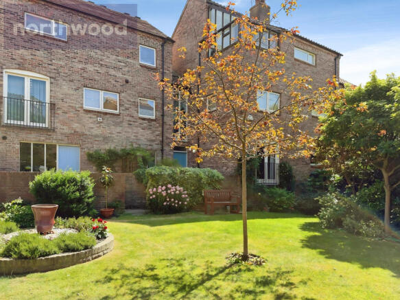 1 bed Flat to rent Image 12