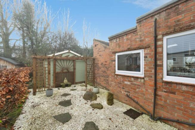 4 bed Semi-Detached for sale Image 12