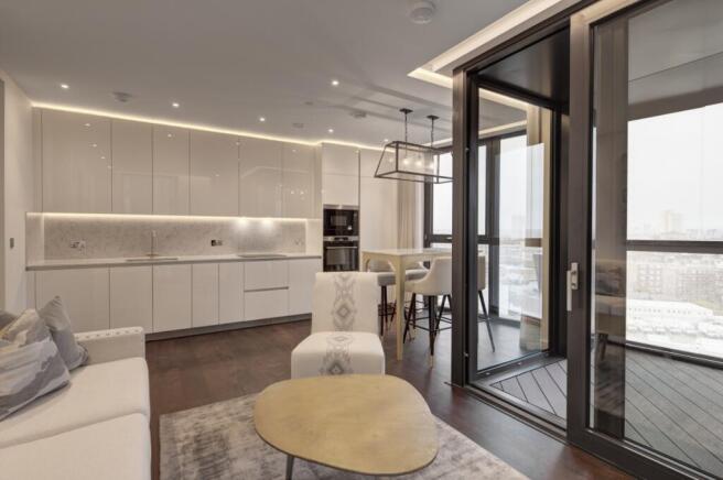 39 Thornes House ...