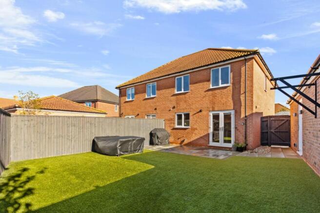Stavanger Close, New Waltham, DN36 photo 4