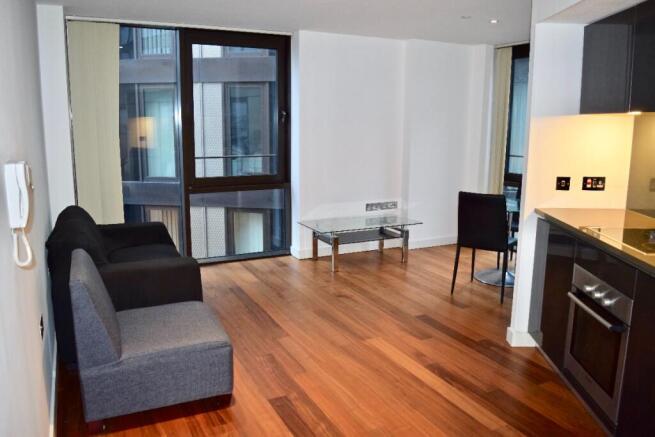 1 bed Apartment to rent Image 4