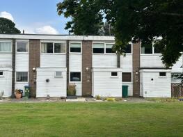 36, April Close, Horsham RH12 2LN