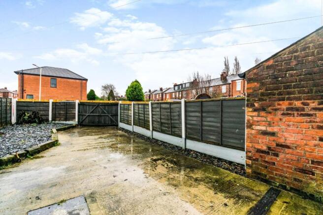Reddish Road, Stockport, Greater Manchester, SK5 photo 4