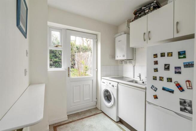 24 Glendon Way_6.jpg