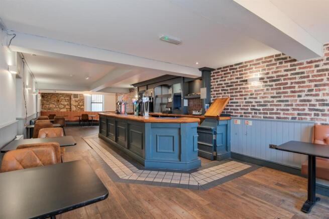 003-The Kirkton Inn, 10 Kirkton Street, Carluke ML