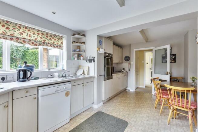 Drayson Lane, Crick