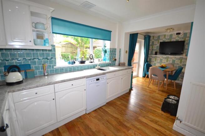 Kitchen/Breakfast L 